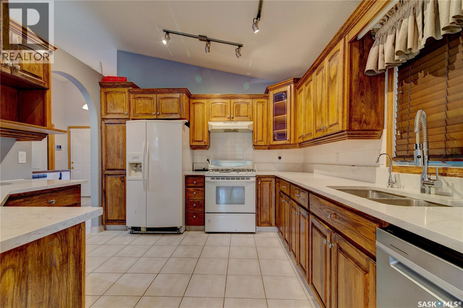 25 Elm Bay, Lumsden, Saskatchewan  S0G 3C0 - Photo 13 - SK046785