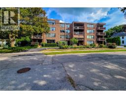 28 ROBINSON Street N Unit# 405, Grimsby, Ontario