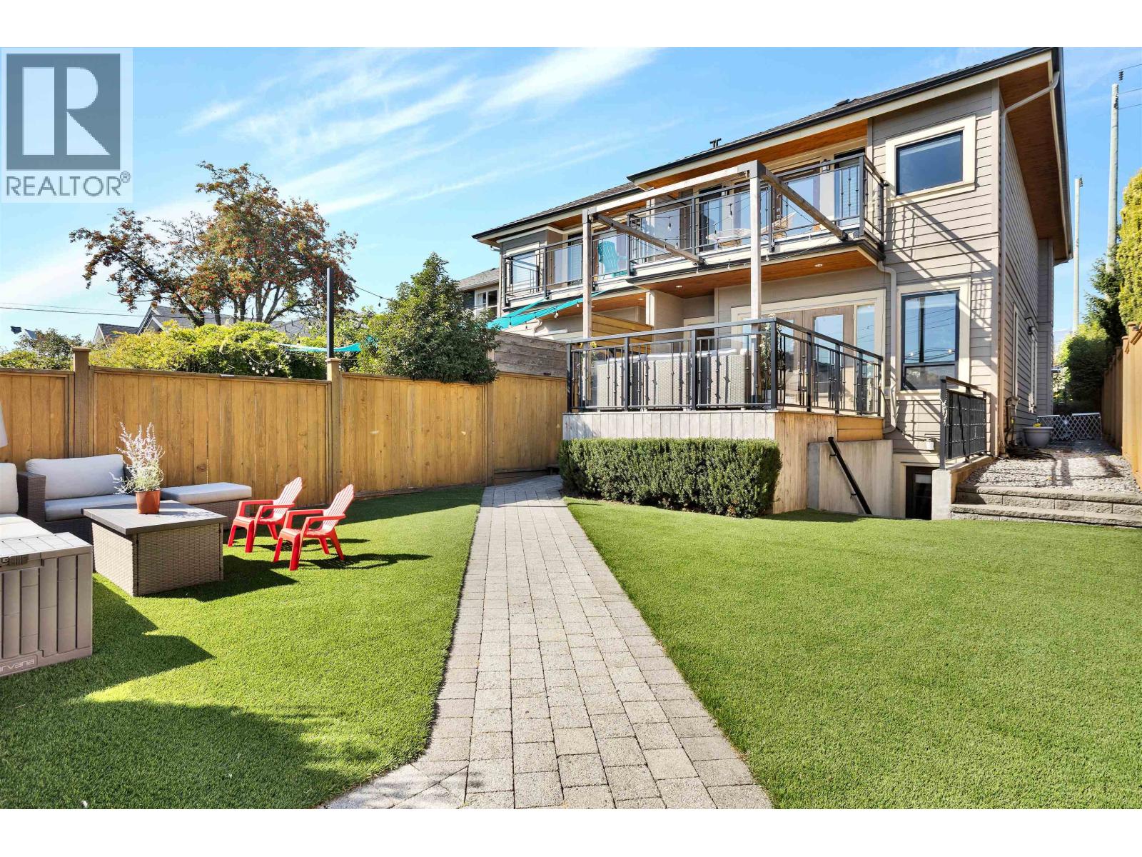 545 E 4th Street, North Vancouver, British Columbia  V7L 1J7 - Photo 18 - R3159289