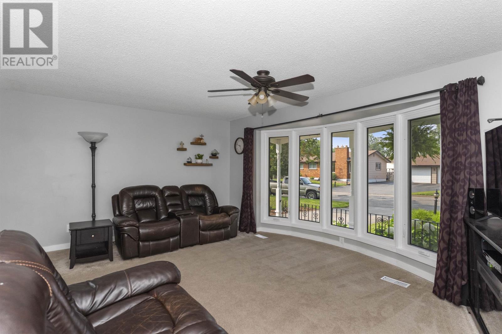 556 Laurentian Dr, Thunder Bay, Ontario  P7C 5J8 - Photo 13 - TB2602499