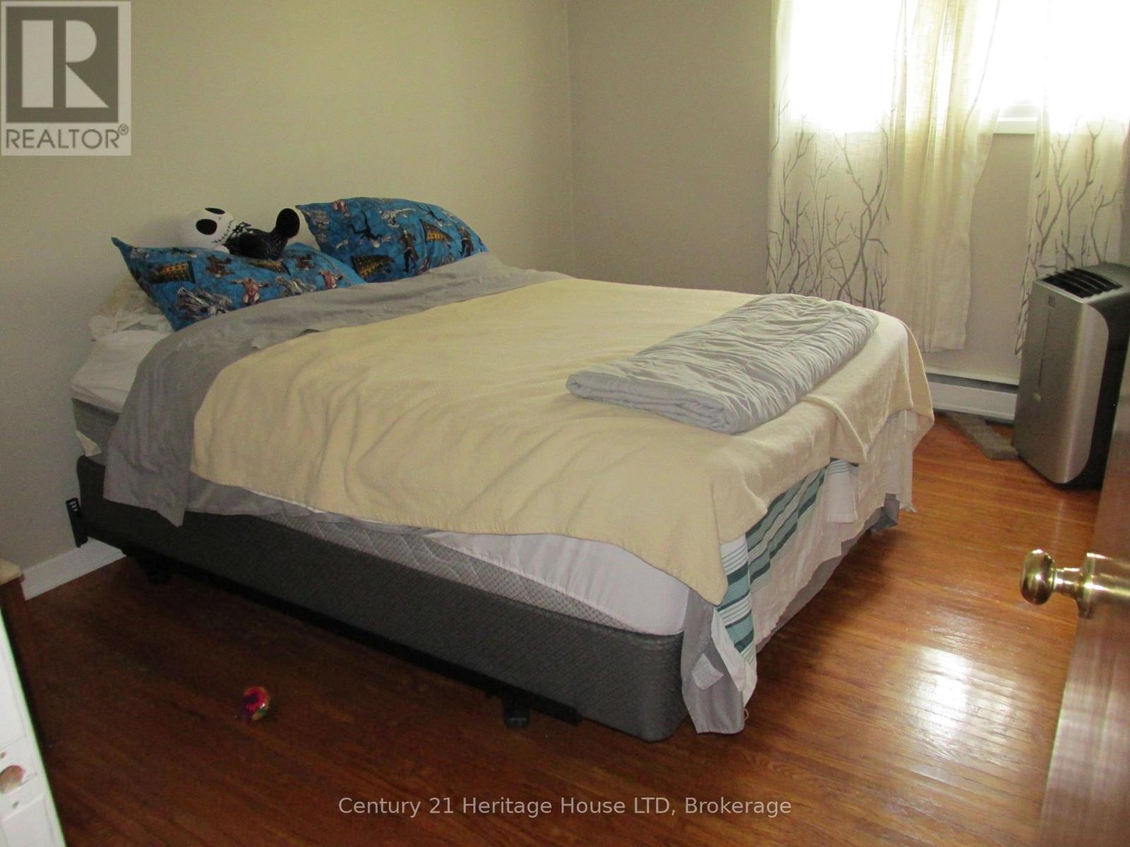 4 - 377 Glenridge Avenue, St. Catharines, Ontario  L2T 3K8 - Photo 11 - X13716504