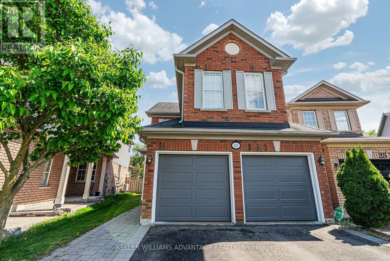 23 Kressman Court N, Whitby, Ontario L1P 0A1 - Photo 2 - E13716500