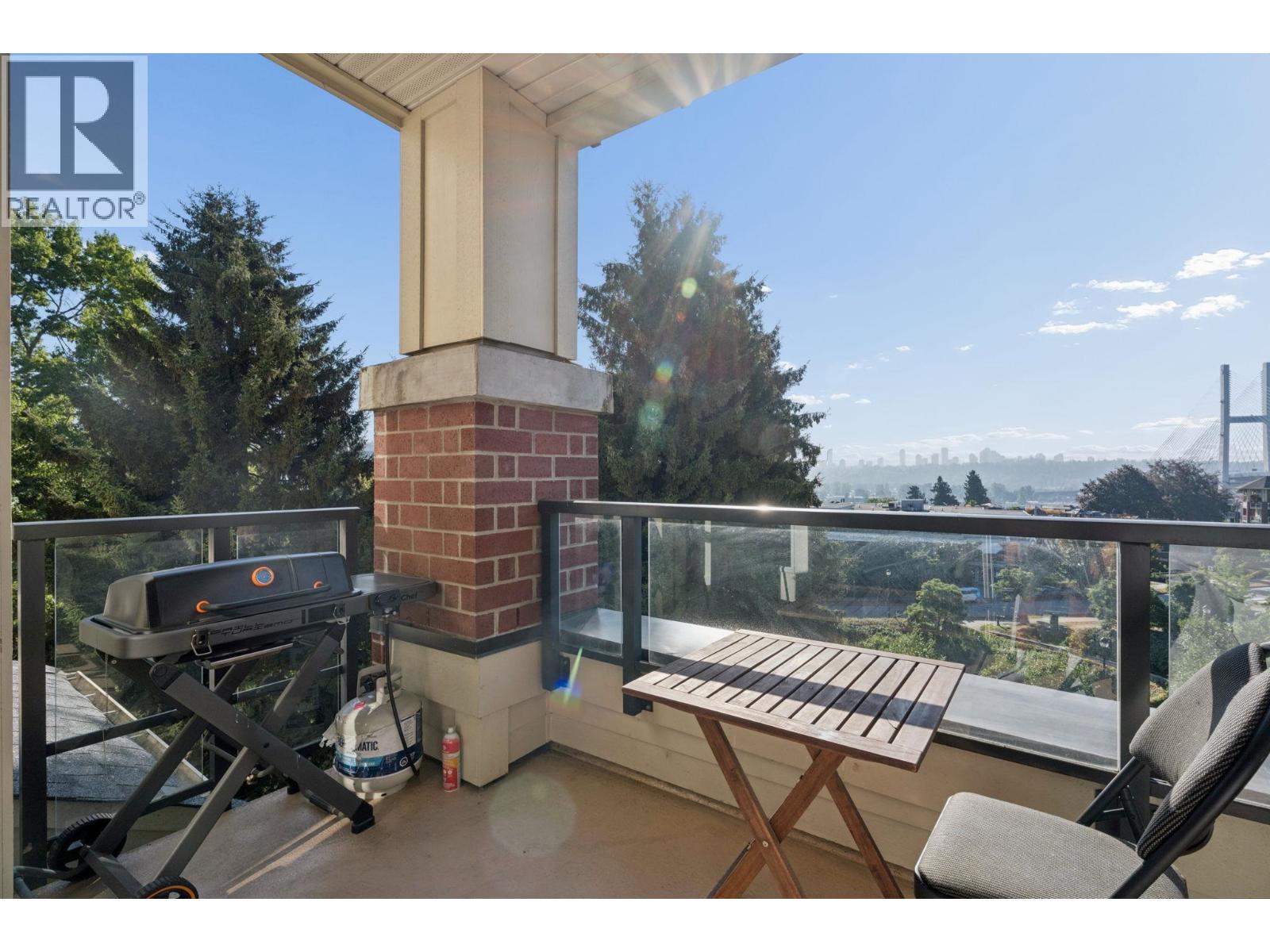307 245 Ross Drive, New Westminster, British Columbia V3L 0C6 - Photo 15 - R3159300