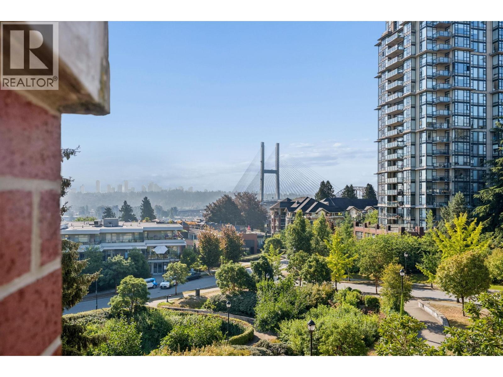 307 245 Ross Drive, New Westminster, British Columbia V3L 0C6 - Photo 16 - R3159300