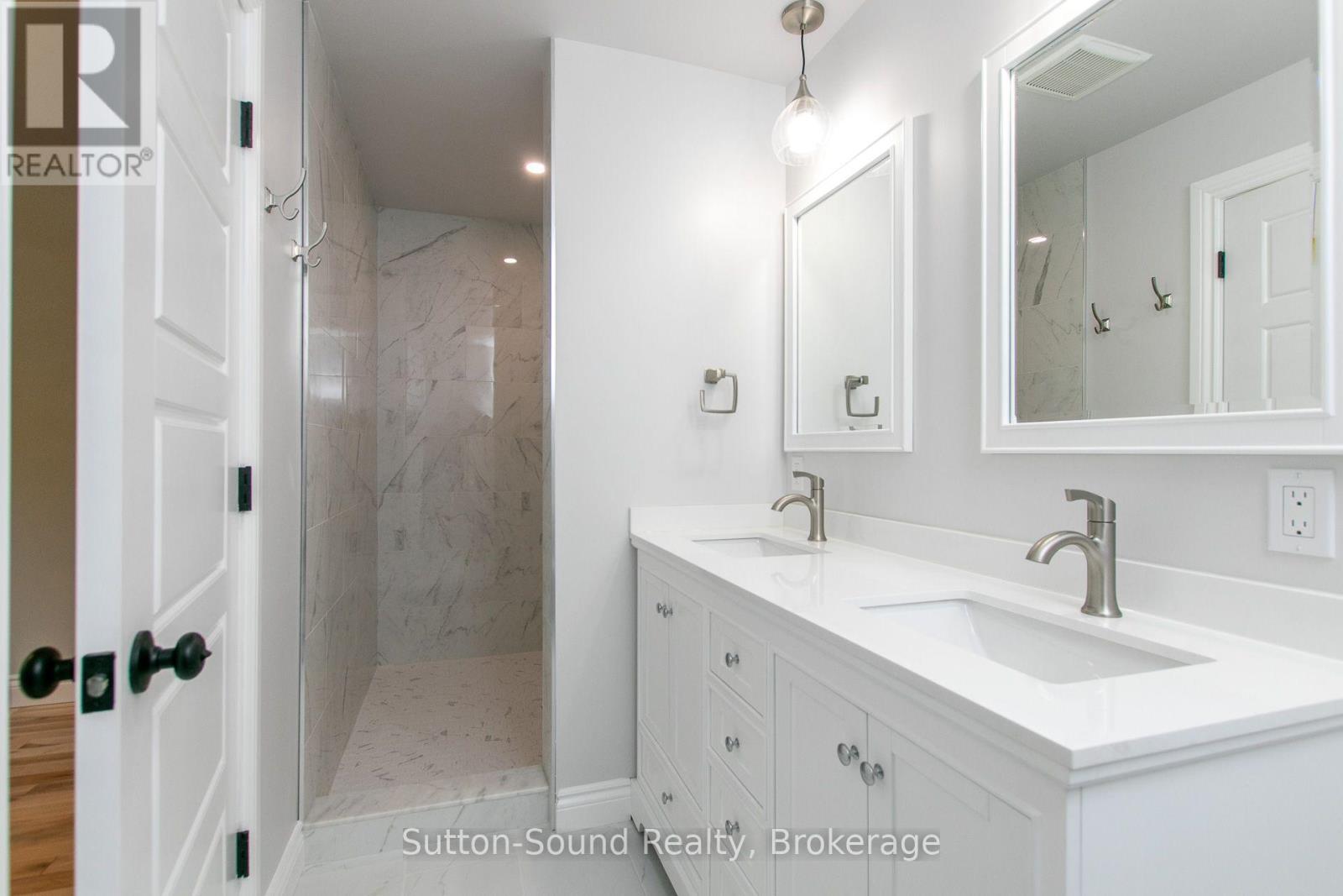 318743 Grey Road 1, Georgian Bluffs, Ontario  N4K 5N4 - Photo 13 - X13716490