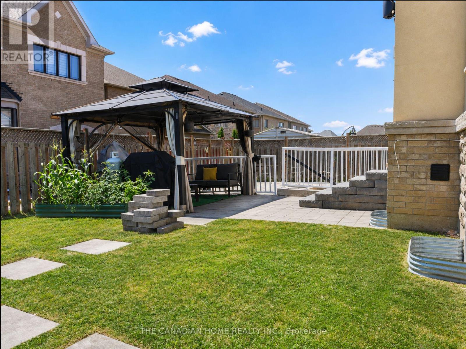 84 Royal West Drive, Brampton, Ontario  L6X 0V9 - Photo 42 - W13716486