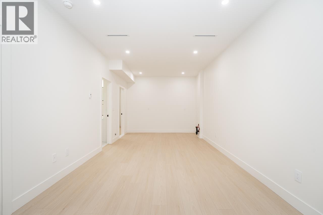 2 7990 Bradley Avenue, Burnaby, British Columbia  V5J 0K5 - Photo 30 - R3159268