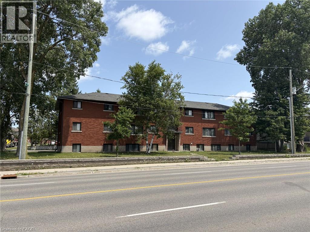 368 Weber Street W, Kitchener, Ontario  N2H 4B2 - Photo 2 - 40850185