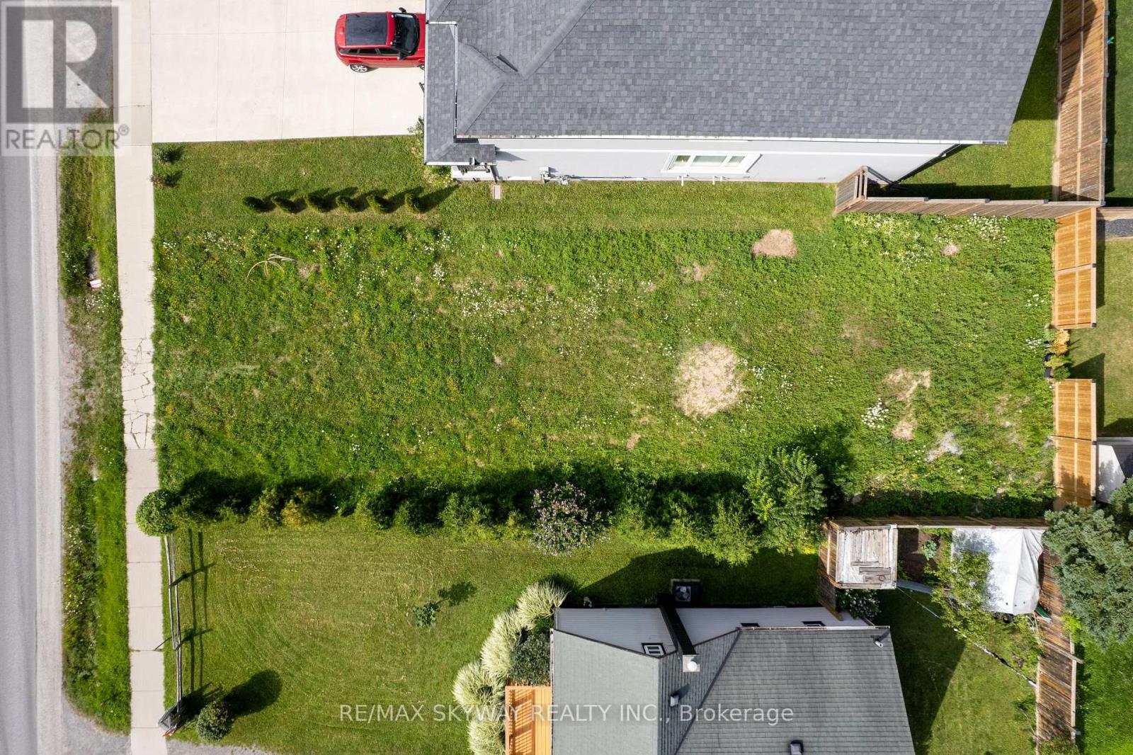 5084 Kalar Niagara Falls Road, Niagara Falls, Ontario L2H 1T2 - Photo 5 - X13645586