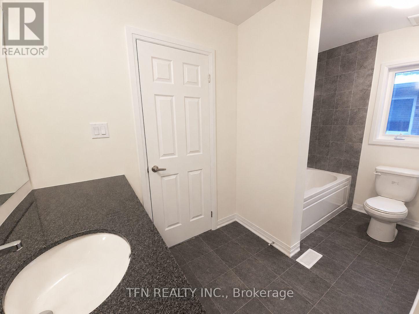 8 Wilmot Road, Brantford, Ontario  N3T 0K8 - Photo 8 - X13716494