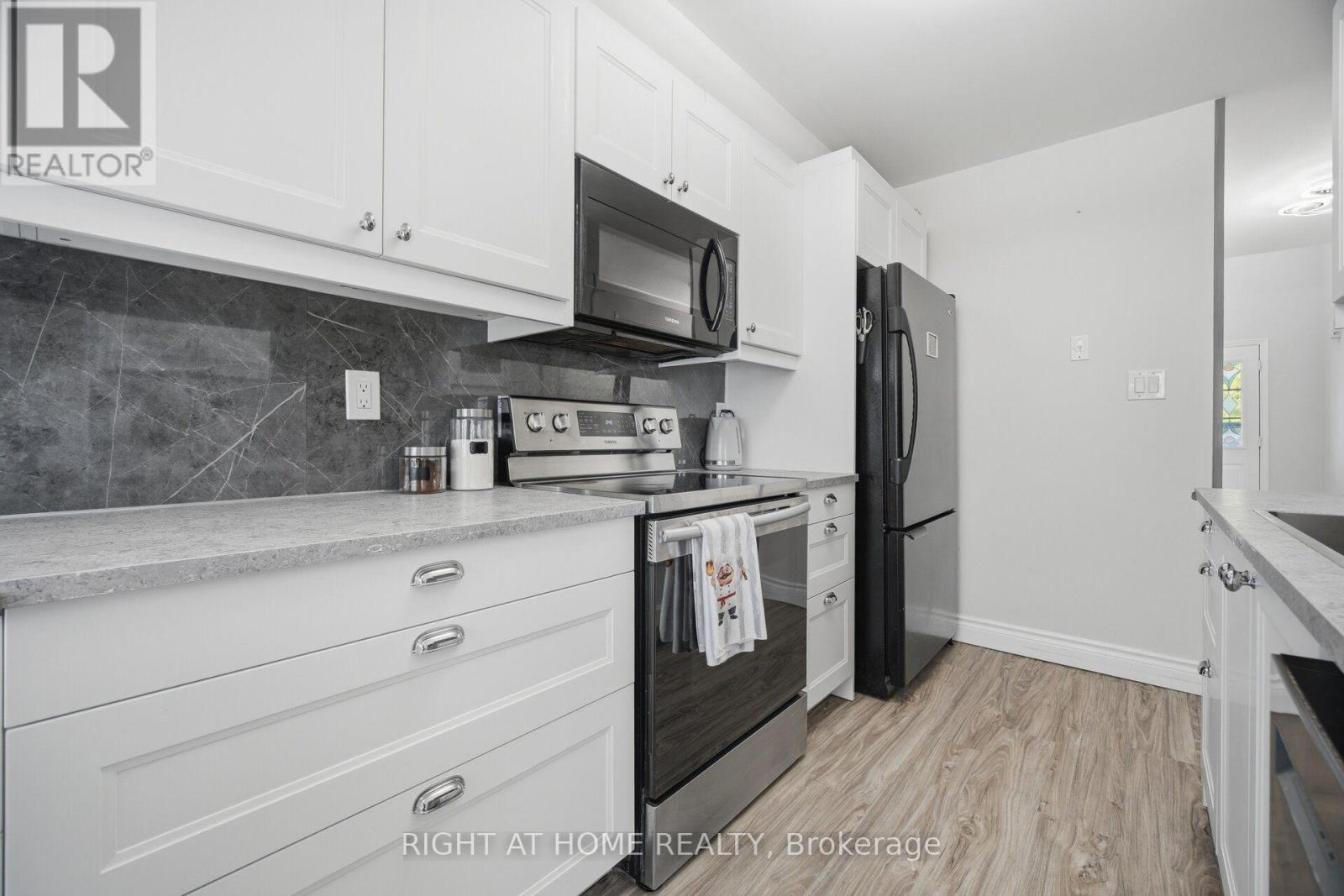 14 - 104 Frances Avenue, Hamilton, Ontario  L8E 5X3 - Photo 17 - X13716498