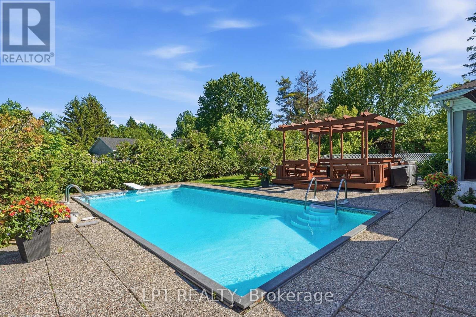 18 Louise Crescent, Russell, Ontario  K0A 1W0 - Photo 33 - X13716526