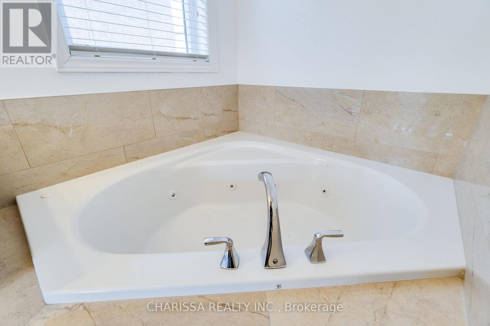 2 Hawstone Road, Vaughan, Ontario  L4H 4G5 - Photo 23 - N13716536