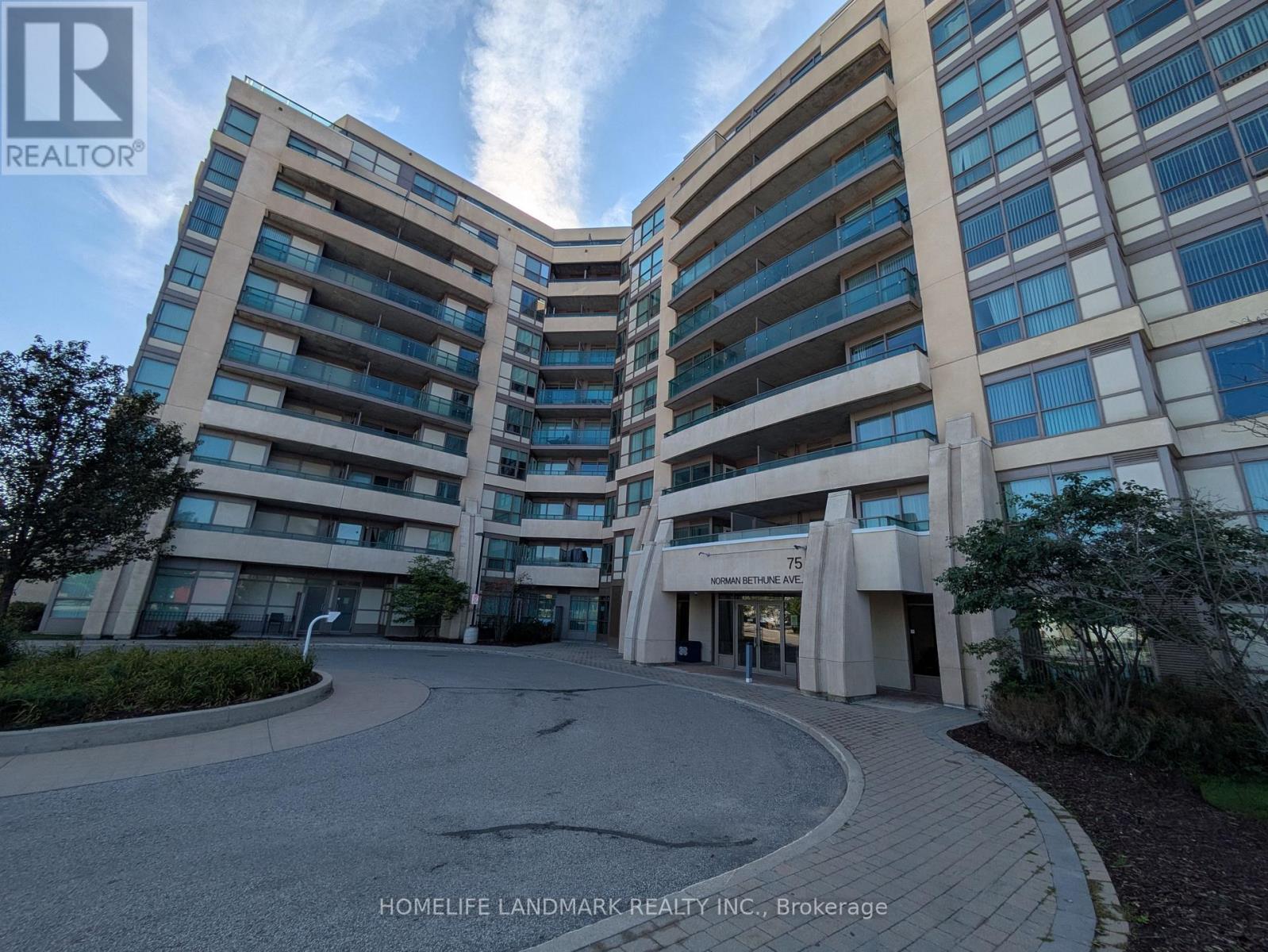 1008 - 75 NORMAN BETHUNE AVENUE, Richmond Hill, Ontario