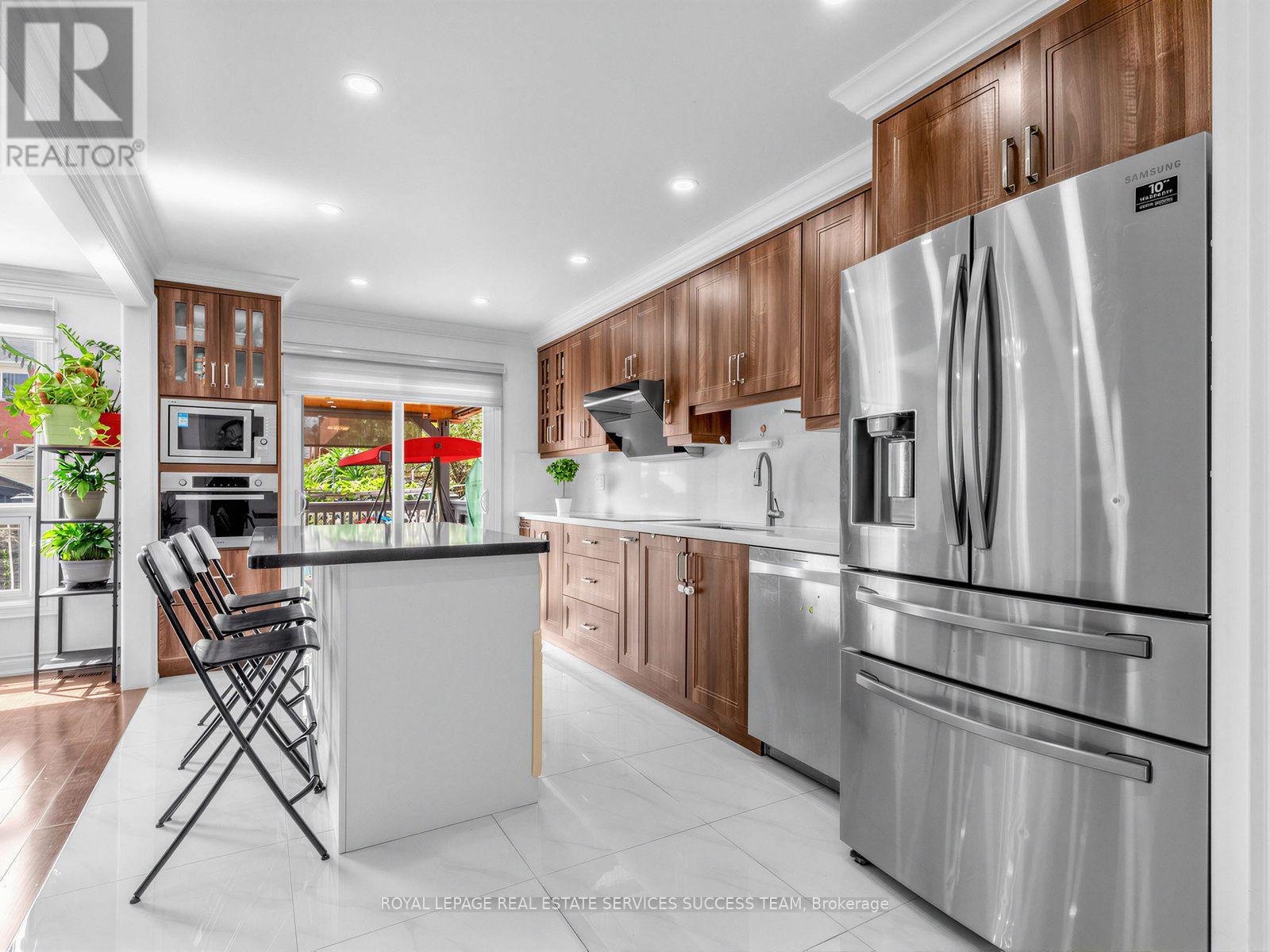 43 Hendon Road, Markham, Ontario  L3R 6Z7 - Photo 13 - N13716552