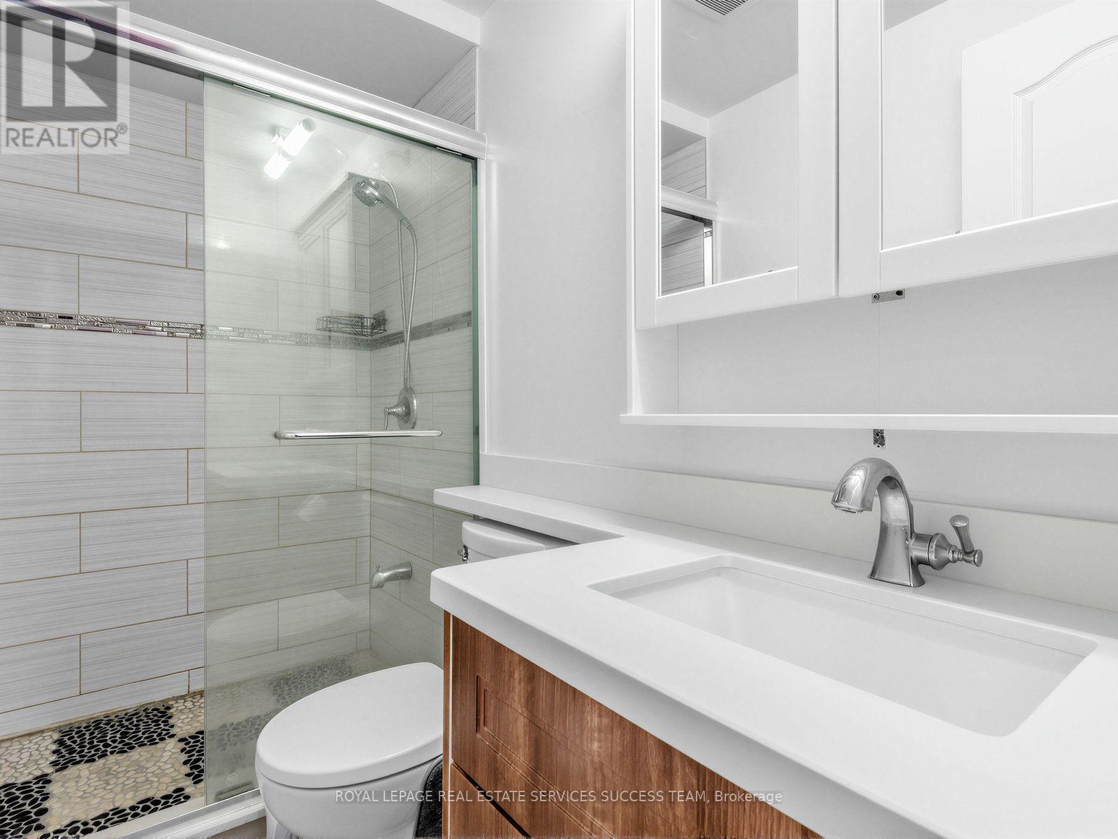 43 Hendon Road, Markham, Ontario  L3R 6Z7 - Photo 22 - N13716552