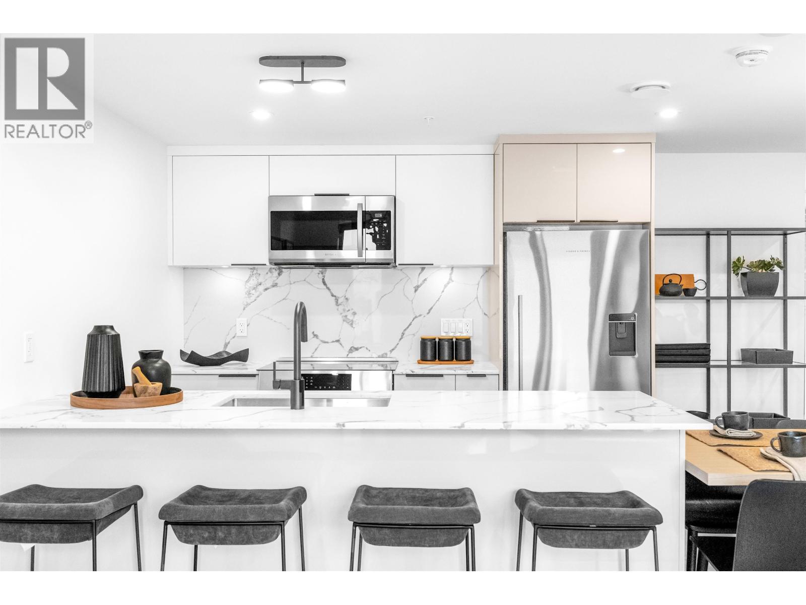 2069 E 1st Avenue, Vancouver, British Columbia  V5N 1B6 - Photo 3 - R3159308