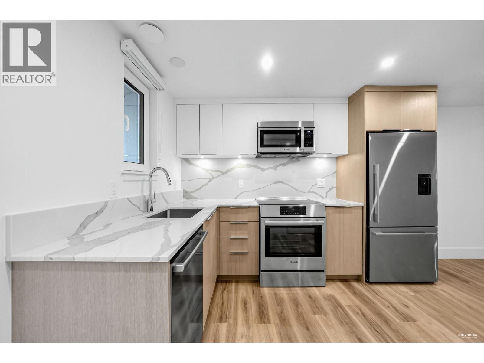 2071 E 1st Avenue, Vancouver, British Columbia  V5N 1B6 - Photo 6 - R3159309