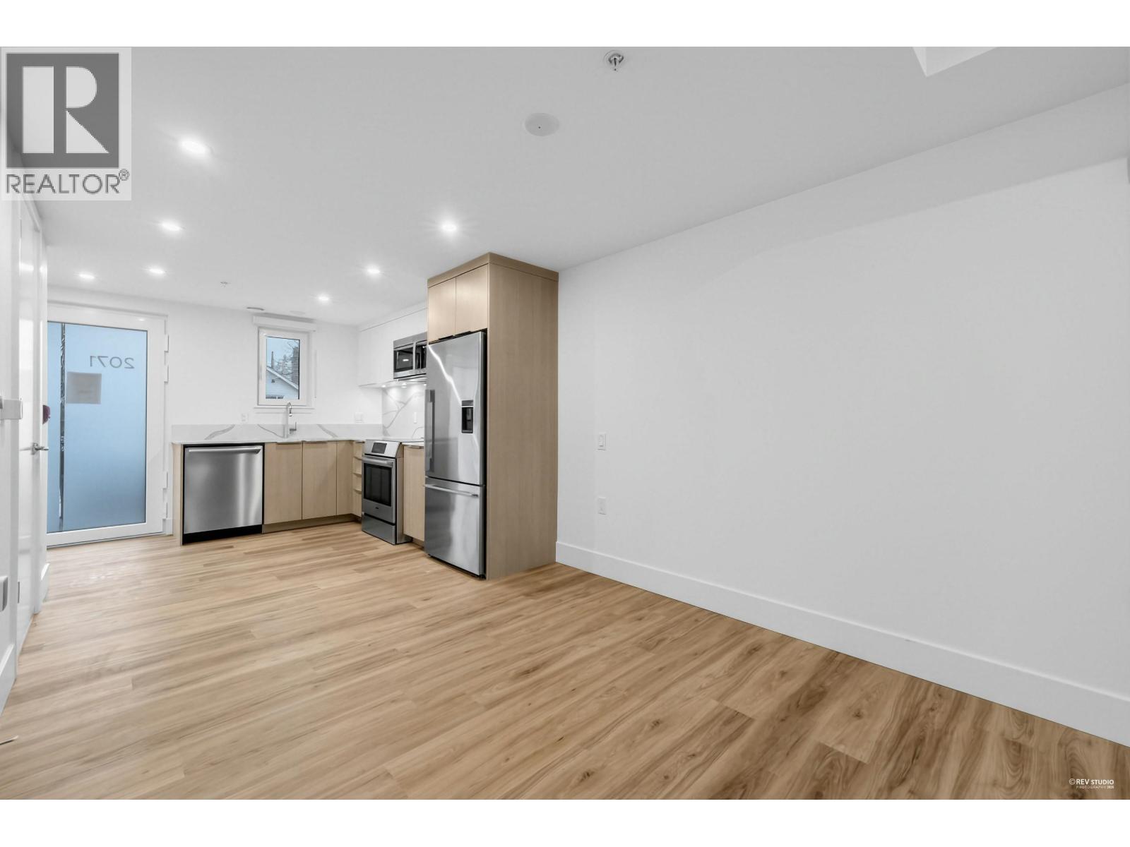 2071 E 1st Avenue, Vancouver, British Columbia  V5N 1B6 - Photo 9 - R3159309