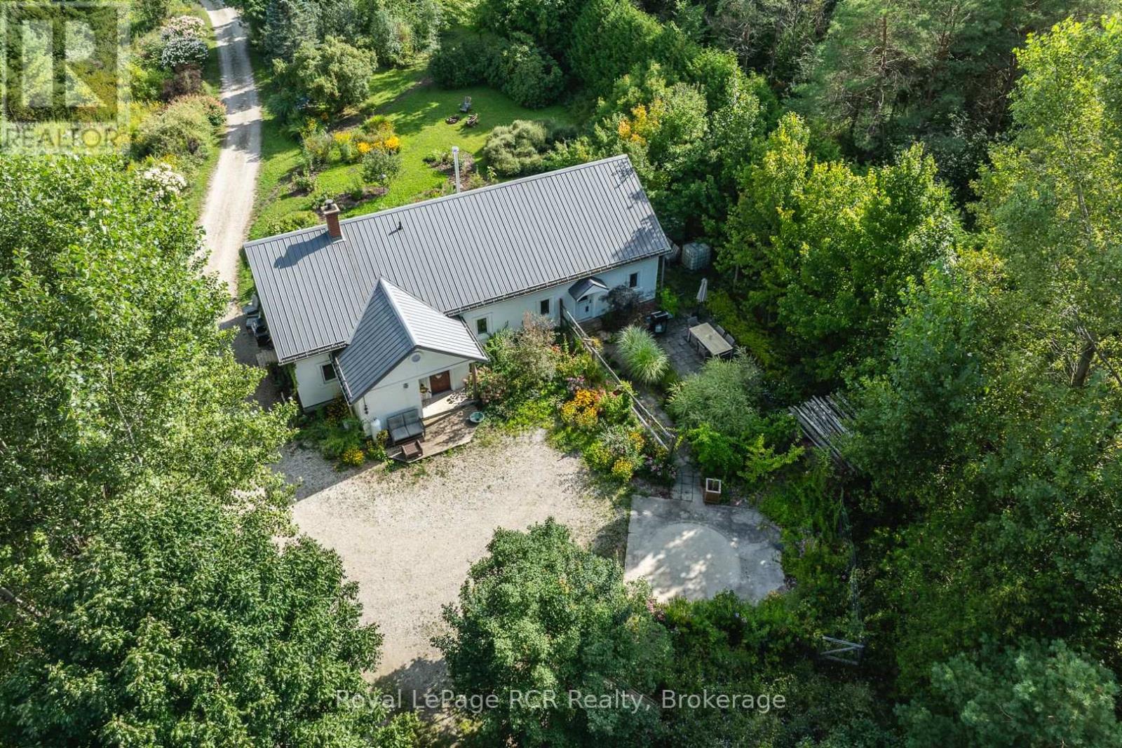 323199 Durham Road E, West Grey, Ontario  N0G 1R0 - Photo 5 - X13716556