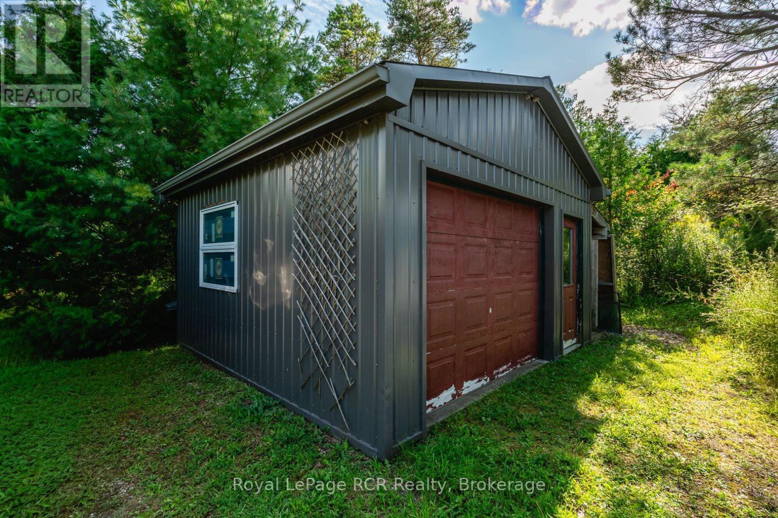 323199 Durham Road E, West Grey, Ontario  N0G 1R0 - Photo 8 - X13716556