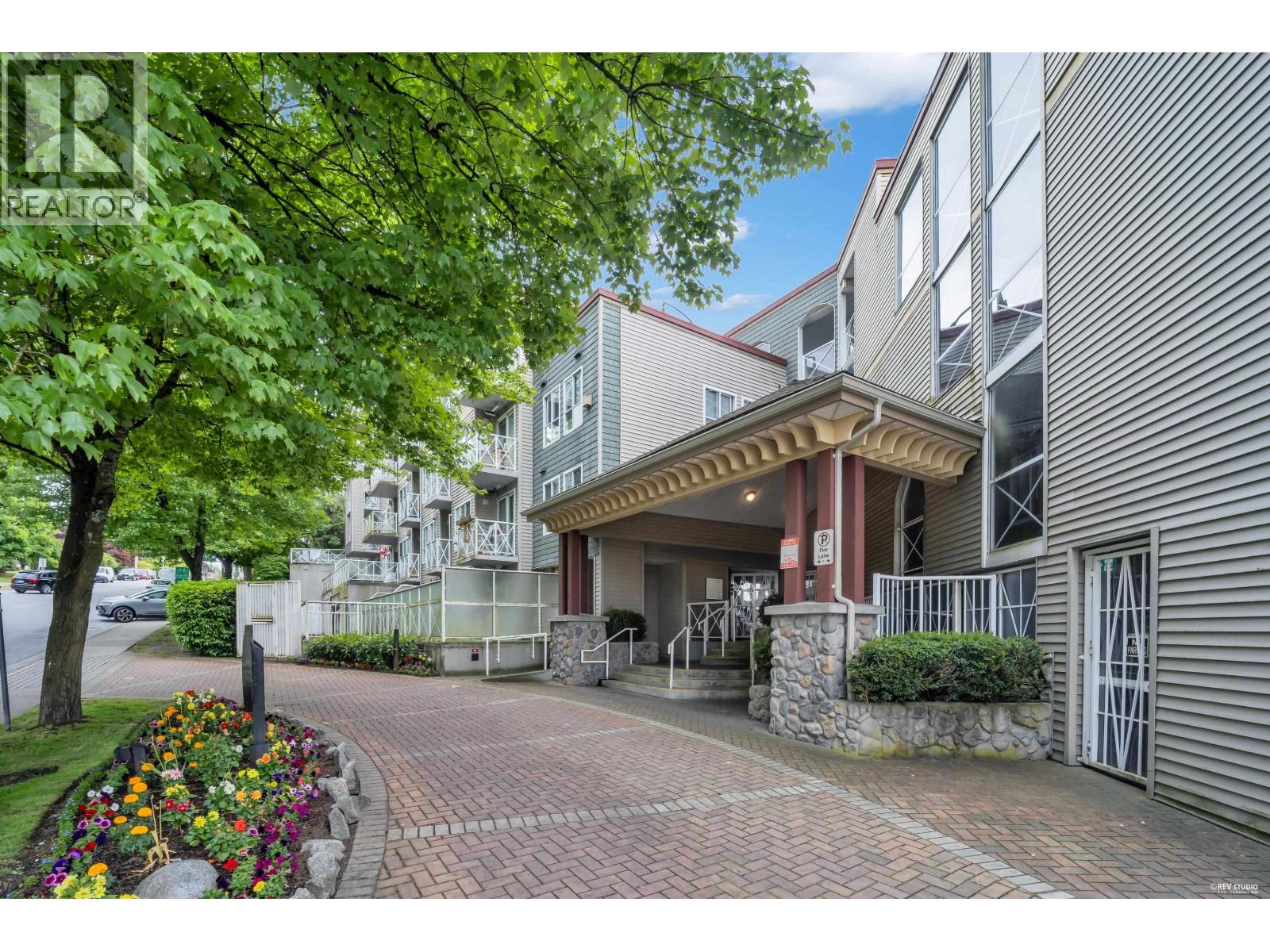514 528 Rochester Avenue, Coquitlam, British Columbia  V3K 7A5 - Photo 2 - R3159086