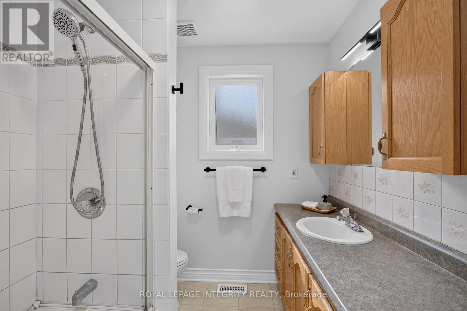 1692 Toulouse Crescent, Ottawa, Ontario  K1C 6K3 - Photo 17 - X13716582