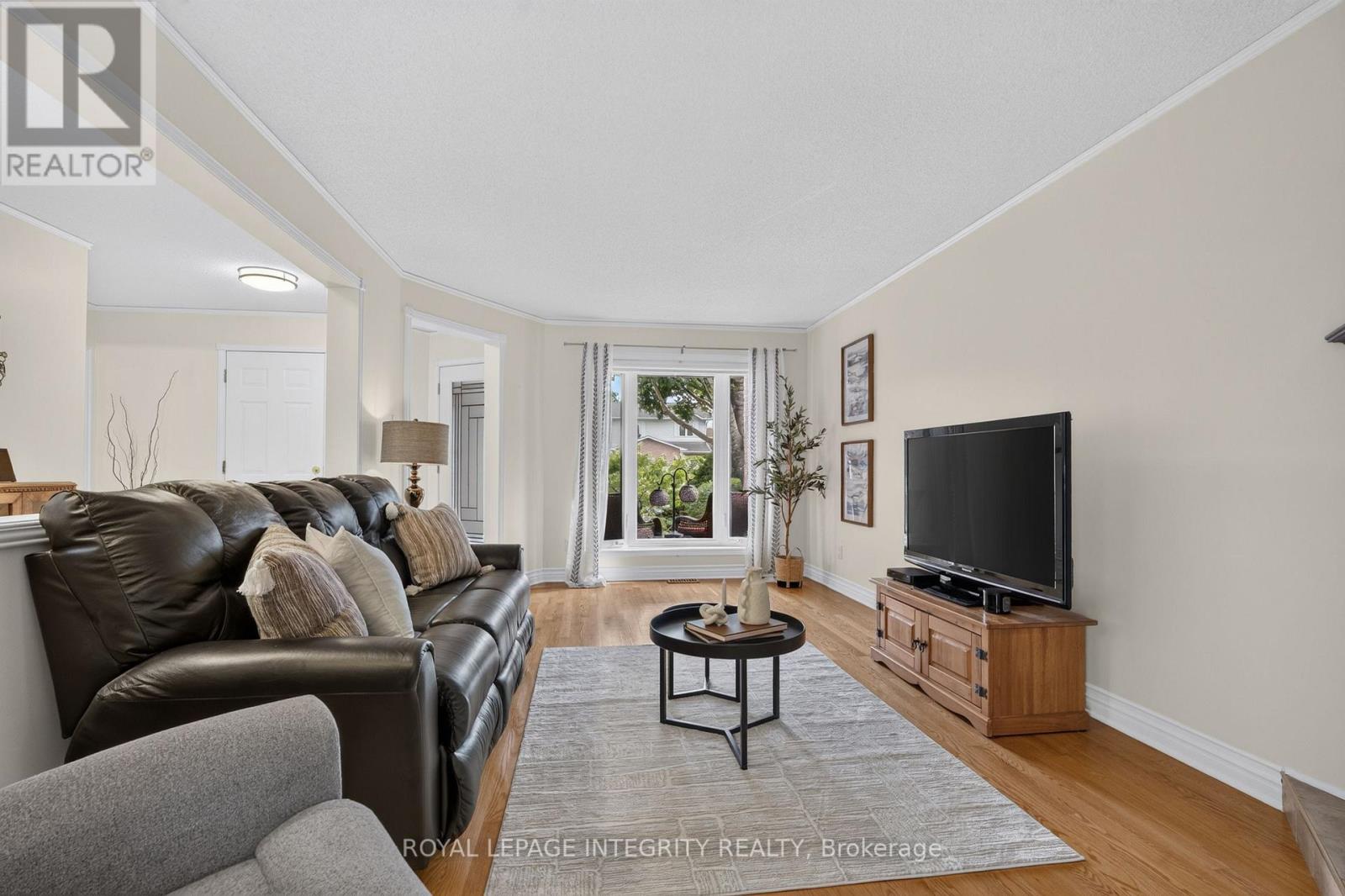 1692 Toulouse Crescent, Ottawa, Ontario  K1C 6K3 - Photo 6 - X13716582