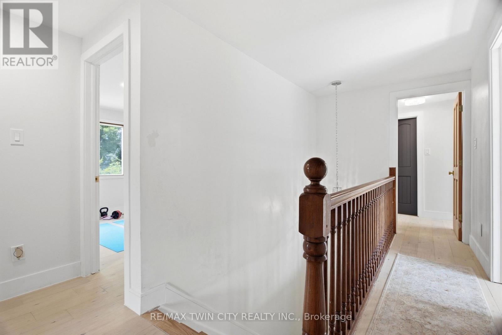 416 Clairbrook Crescent, Waterloo, Ontario  N2L 5V7 - Photo 29 - X13716584