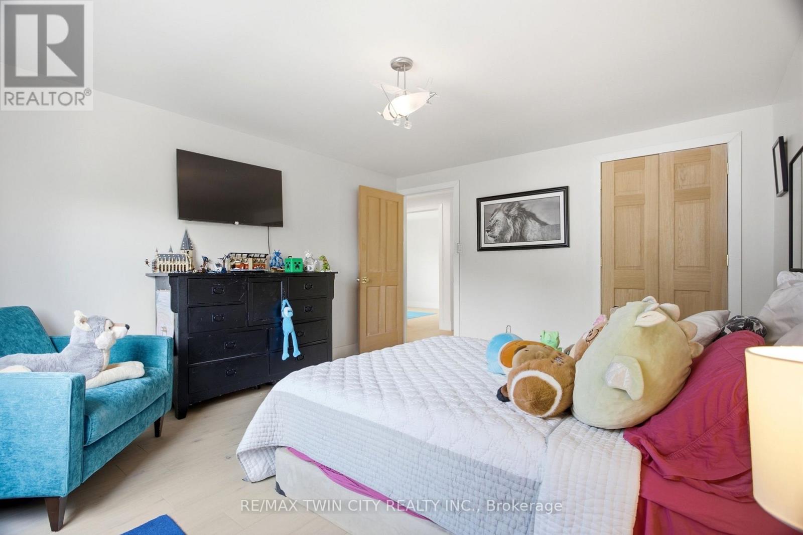 416 Clairbrook Crescent, Waterloo, Ontario  N2L 5V7 - Photo 36 - X13716584
