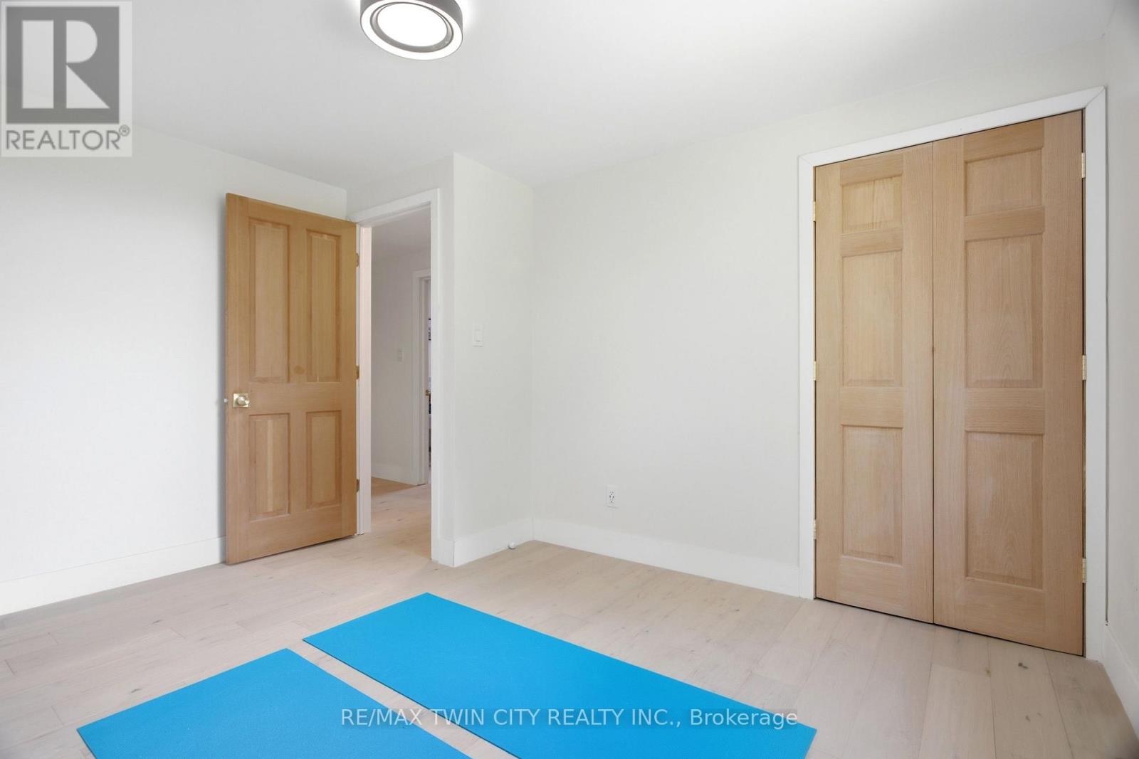 416 Clairbrook Crescent, Waterloo, Ontario  N2L 5V7 - Photo 40 - X13716584
