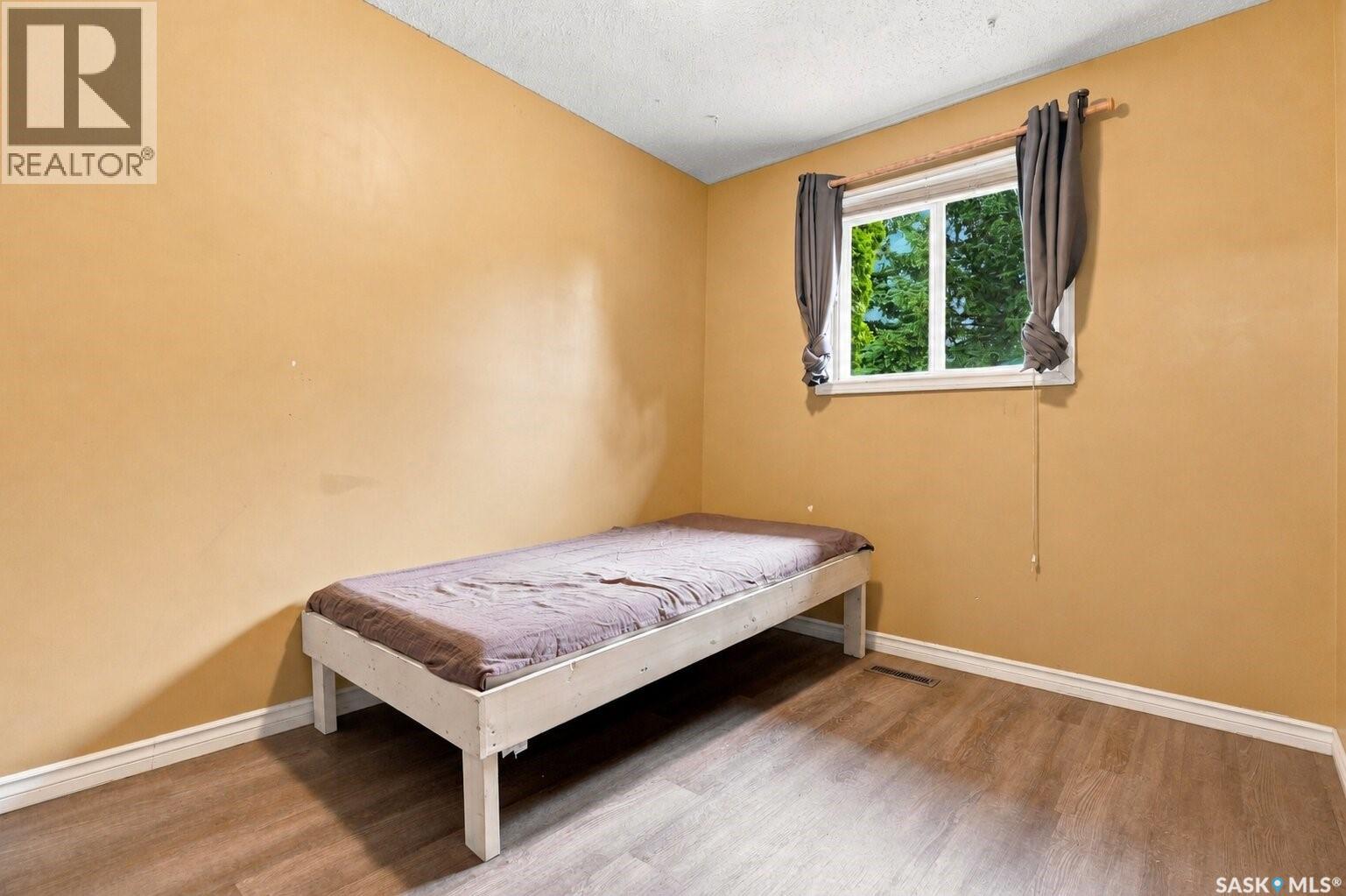 1718 Mckercher Drive, Saskatoon, Saskatchewan  S7H 5E2 - Photo 8 - SK046669