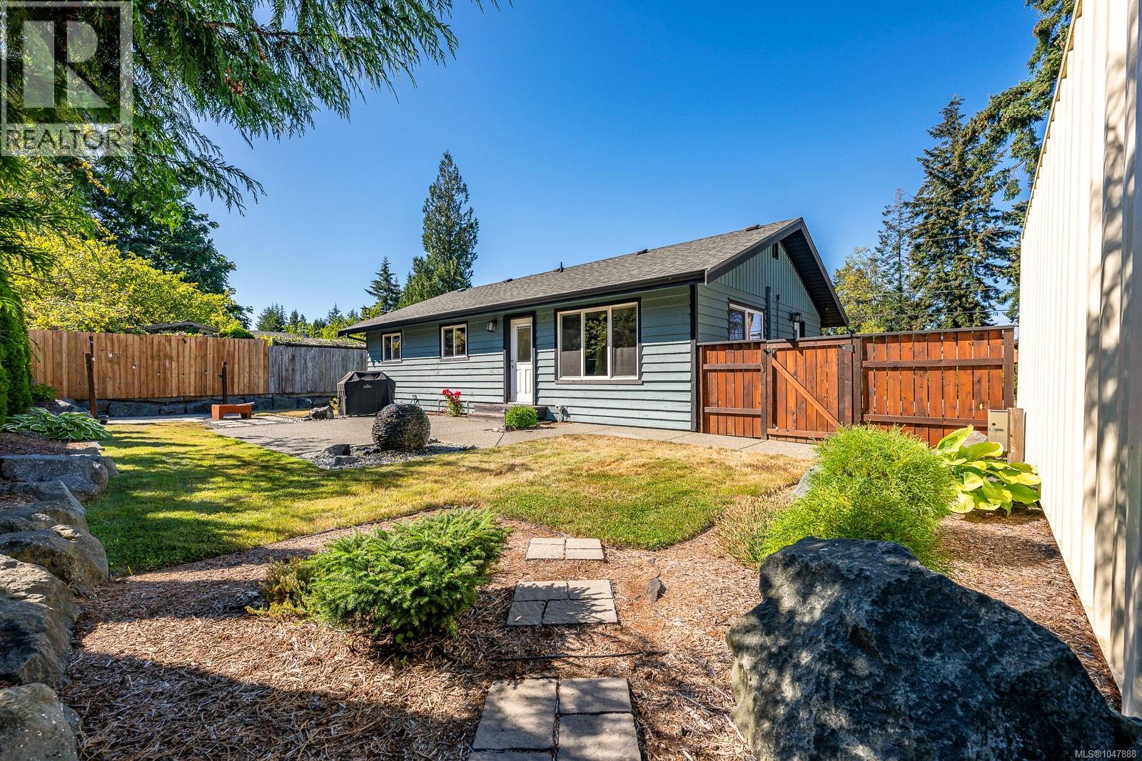 1577 Baillie Rd, Comox, British Columbia  V9M 4C6 - Photo 2 - 1047888