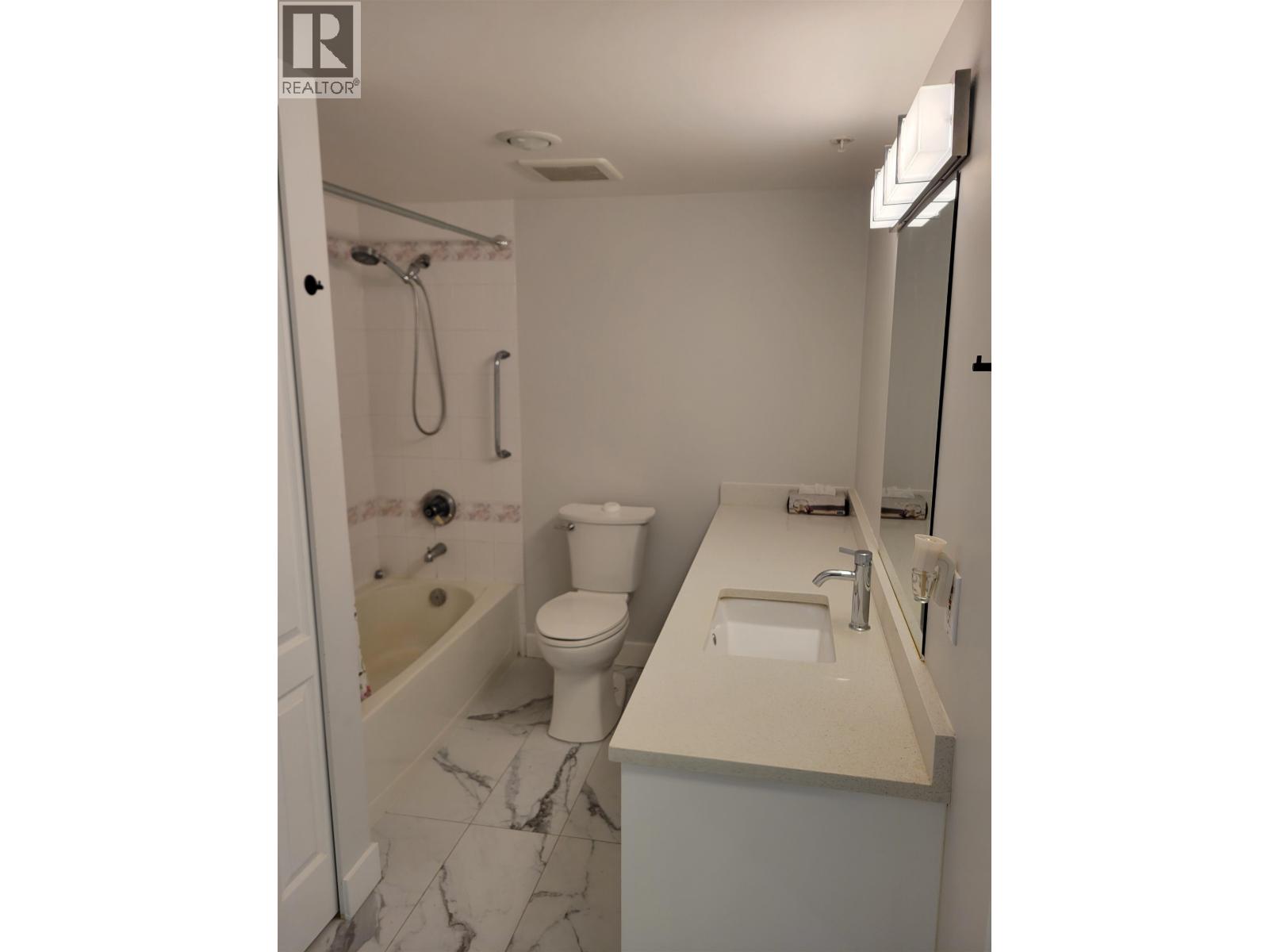 209 3455 Ascot Place, Vancouver, British Columbia  V5R 6B7 - Photo 5 - R3152463