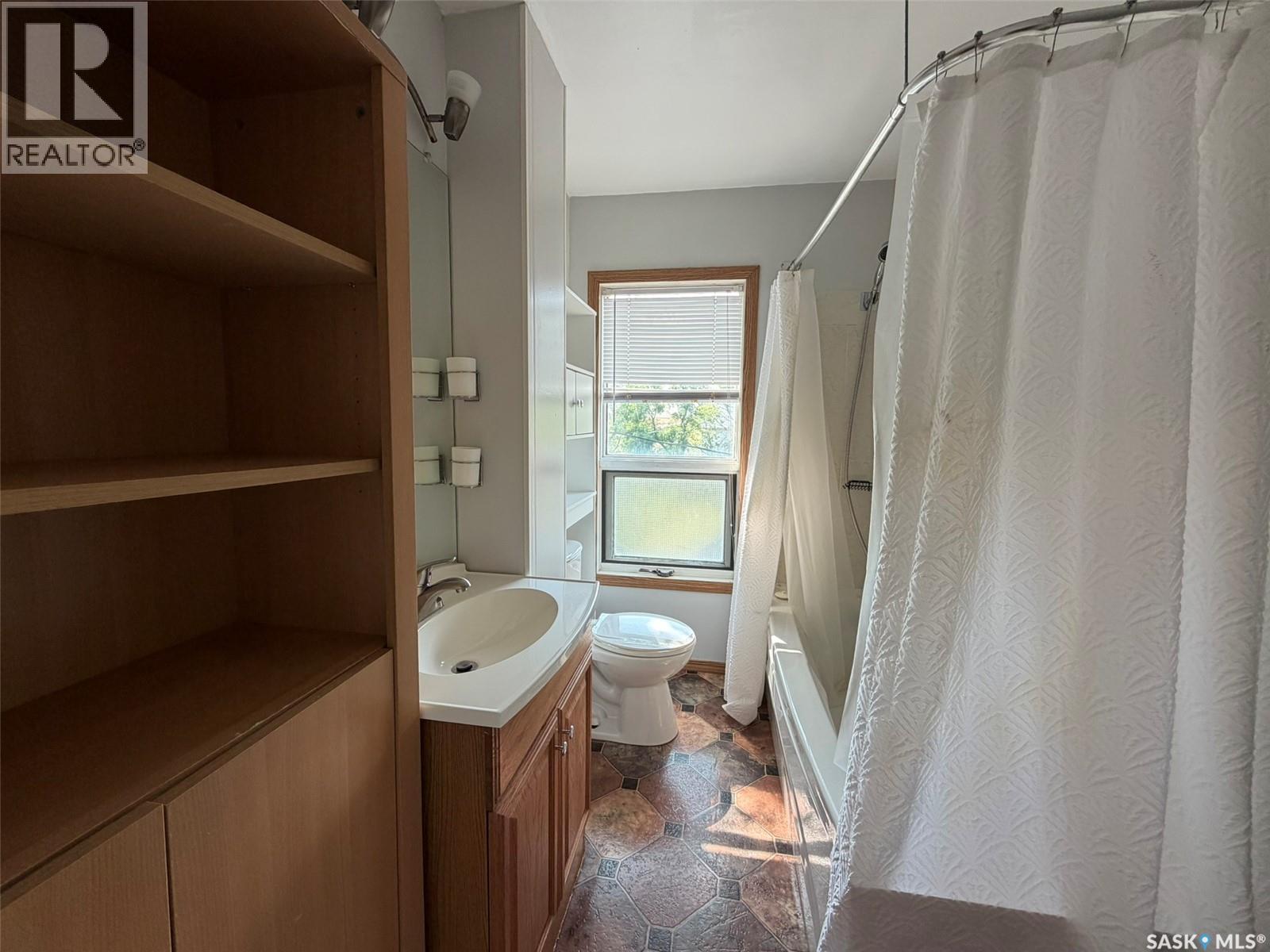229 4th Avenue E, Lafleche, Saskatchewan  S0H 2K0 - Photo 20 - SK046786