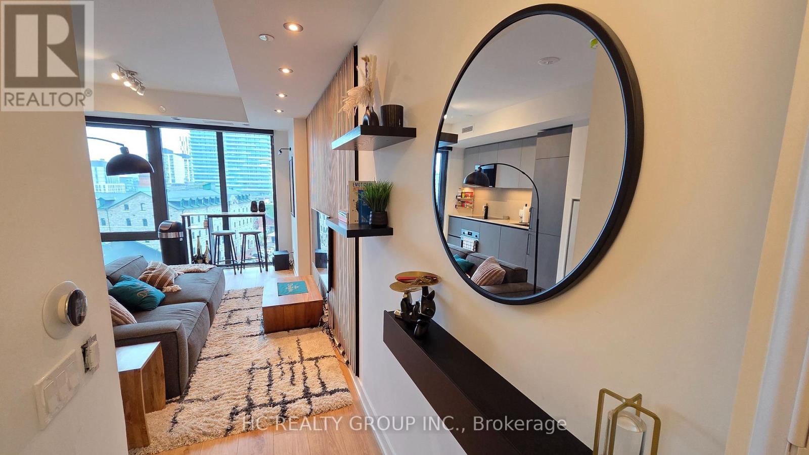 829 - 35 Parliament Street, Toronto, Ontario  M5A 0Z5 - Photo 3 - C13716630