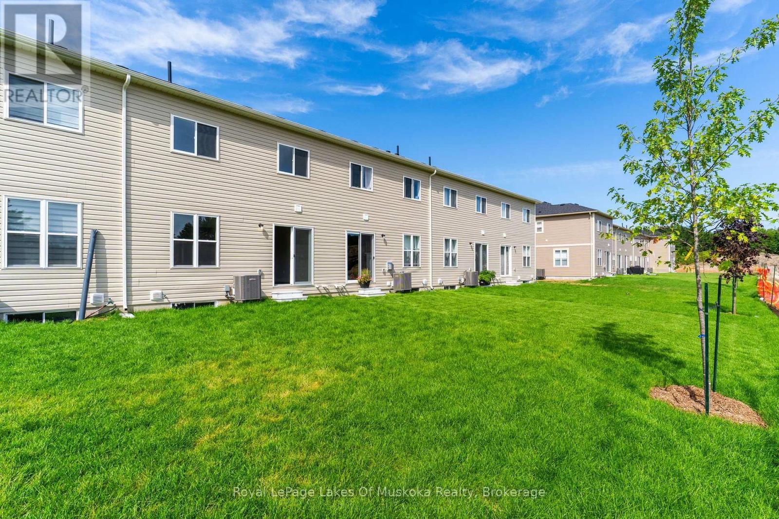 17 Mcconnell Crescent, Bracebridge, Ontario  P1L 0N7 - Photo 2 - X13530336