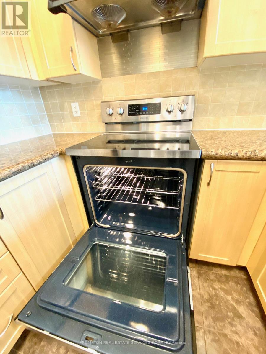 Ph03 - 30 Clegg Road, Markham, Ontario L6G 0B4 - Photo 16 - N13716618