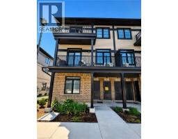 82 LOMOND Lane, Kitchener, Ontario