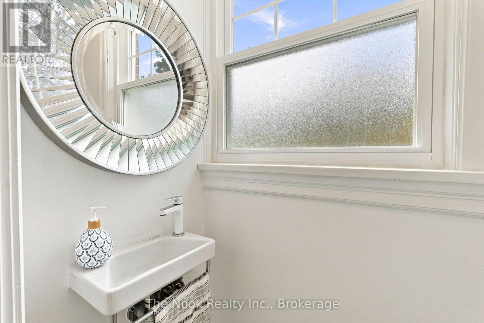 863 Masson Street, Oshawa, Ontario  L1G 5B1 - Photo 19 - E13716674