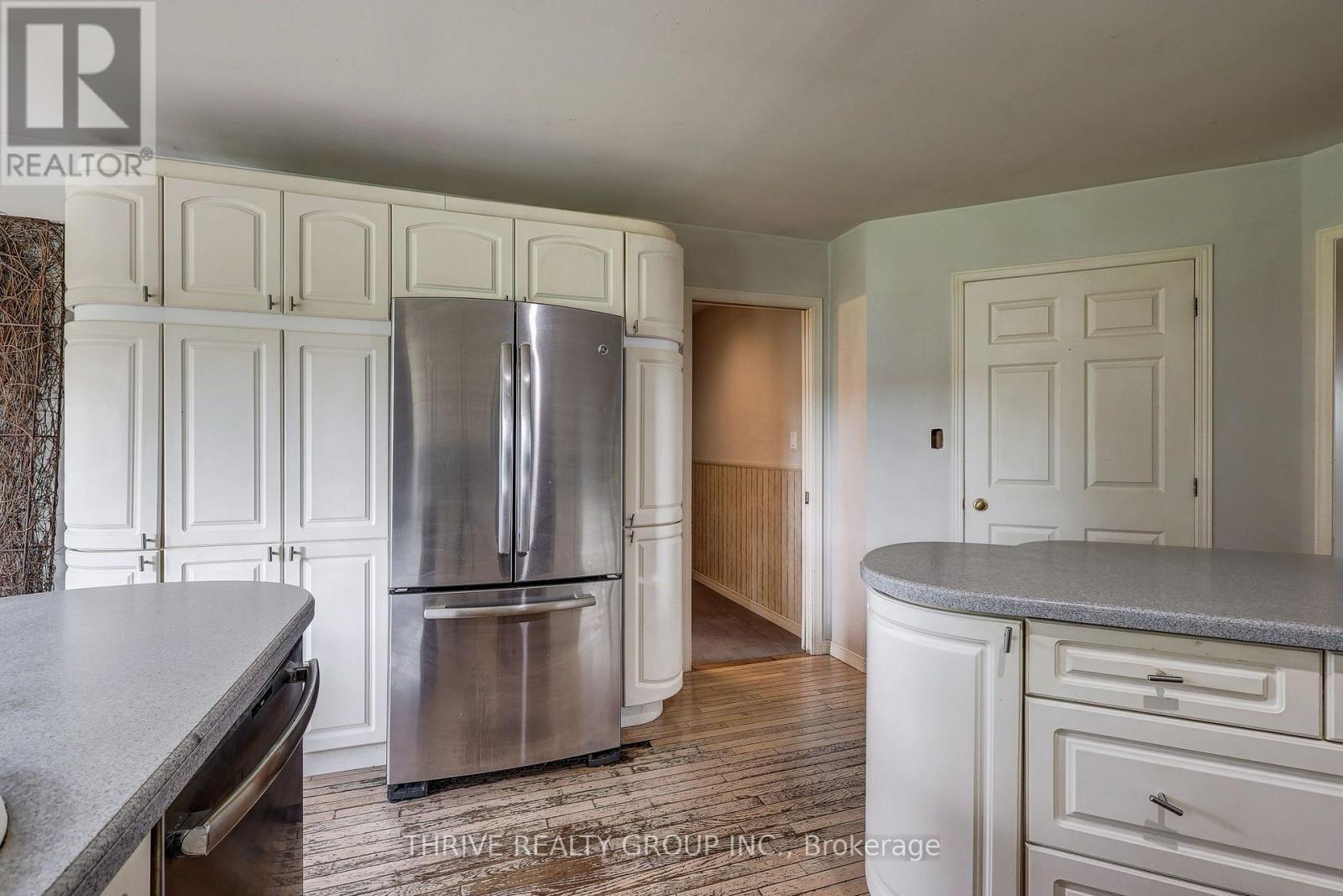 21217 Thames Road, Southwest Middlesex, Ontario  N0L 1A0 - Photo 22 - X13716656