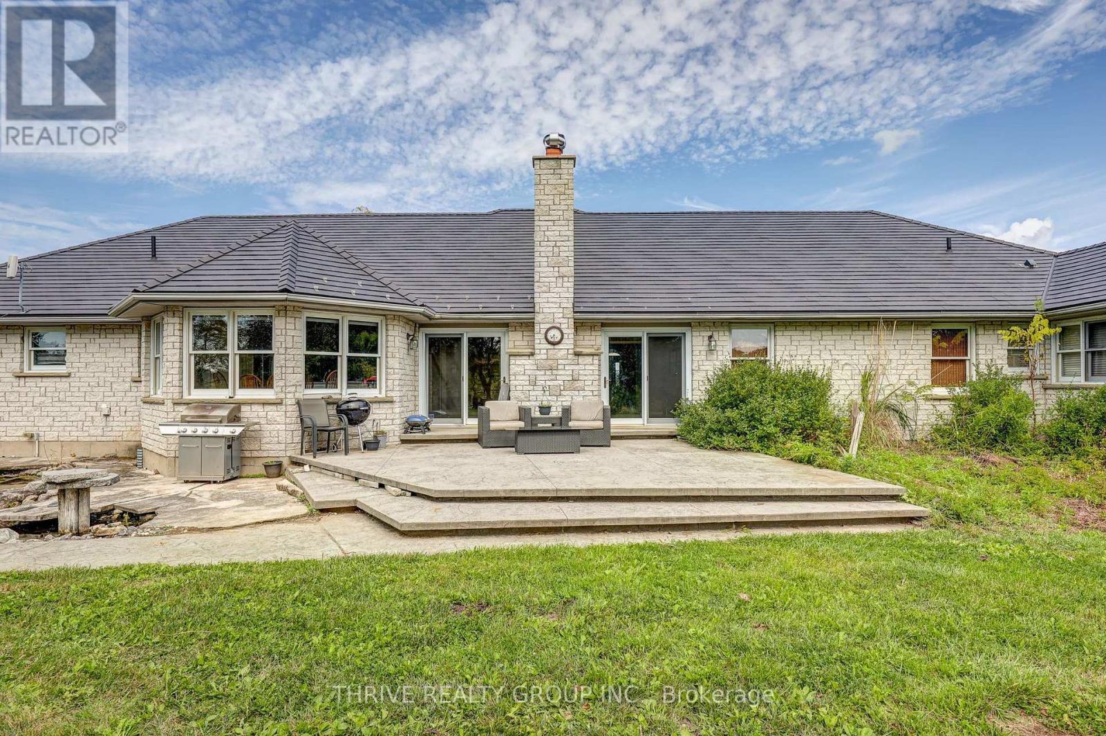 21217 Thames Road, Southwest Middlesex, Ontario  N0L 1A0 - Photo 48 - X13716656