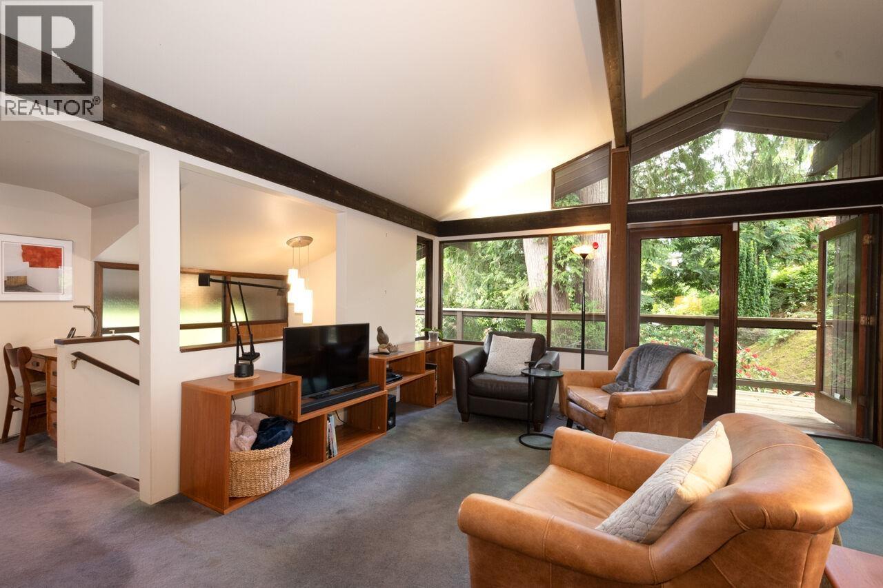 5335 Marine Drive, West Vancouver, British Columbia  V7W 2P9 - Photo 11 - R3135041