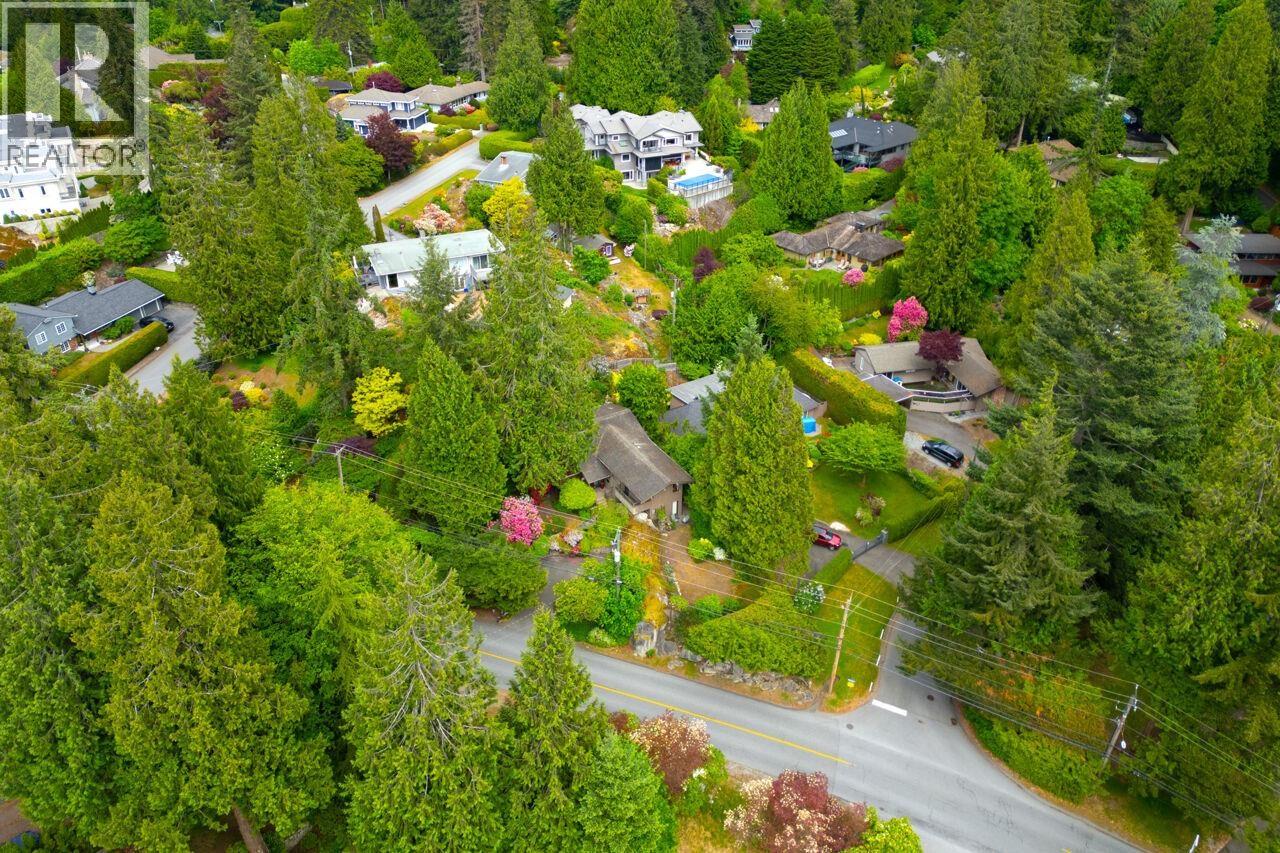 5335 Marine Drive, West Vancouver, British Columbia  V7W 2P9 - Photo 39 - R3135041