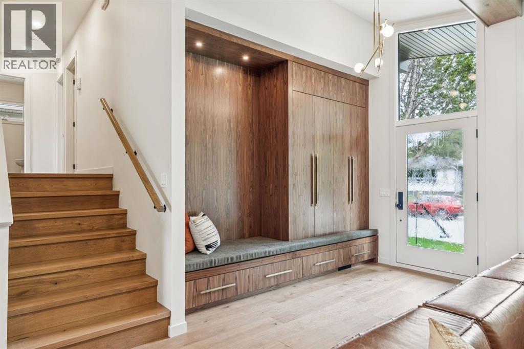 1311 Carlyle Road SW, Calgary, Alberta  T2V 2T9 - Photo 4 - A2321653