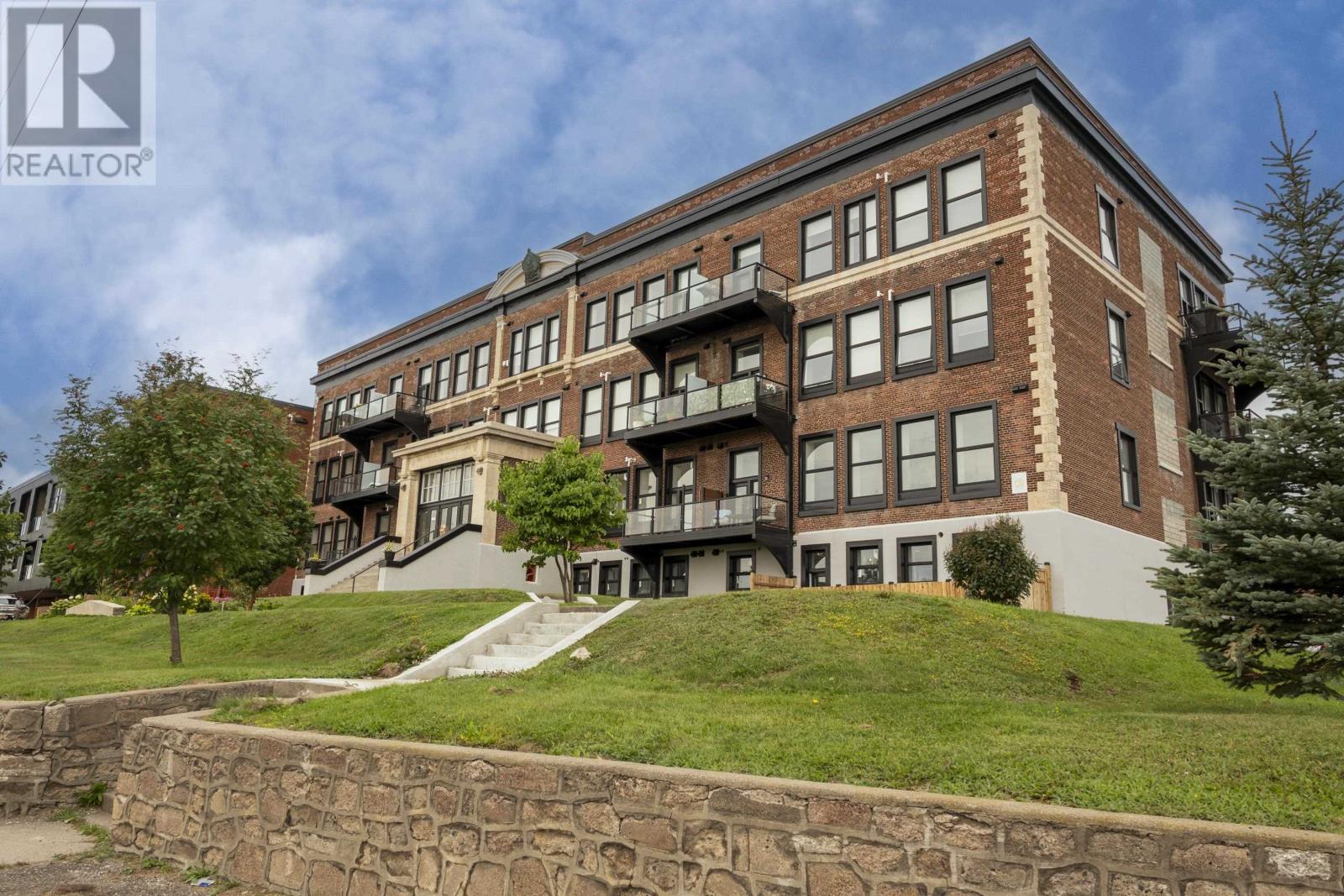 96 High St North Suite 2413, Thunder Bay, Ontario