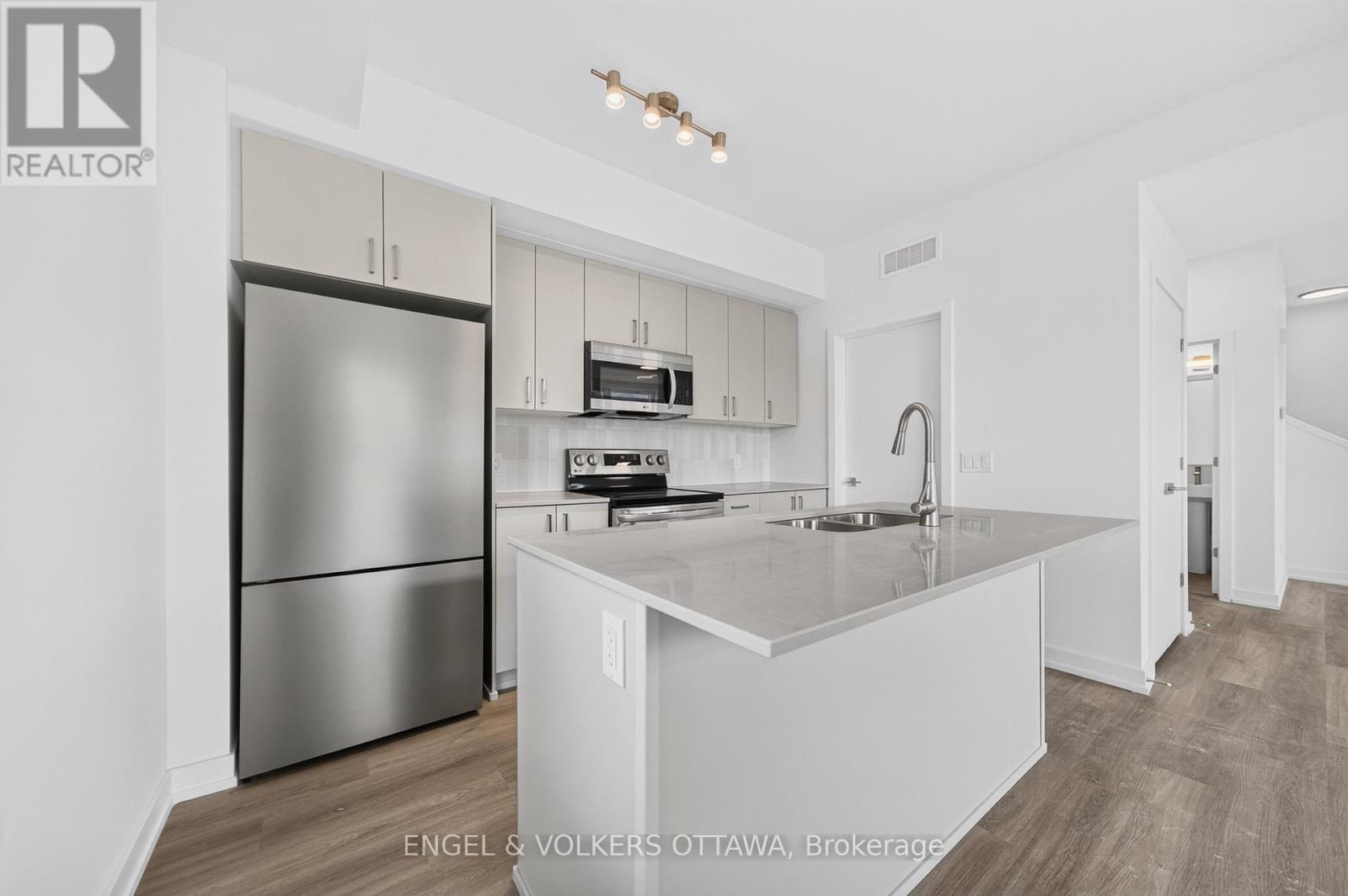 227 Stardust Private, Ottawa, Ontario  K1T 3W6 - Photo 11 - X13716638