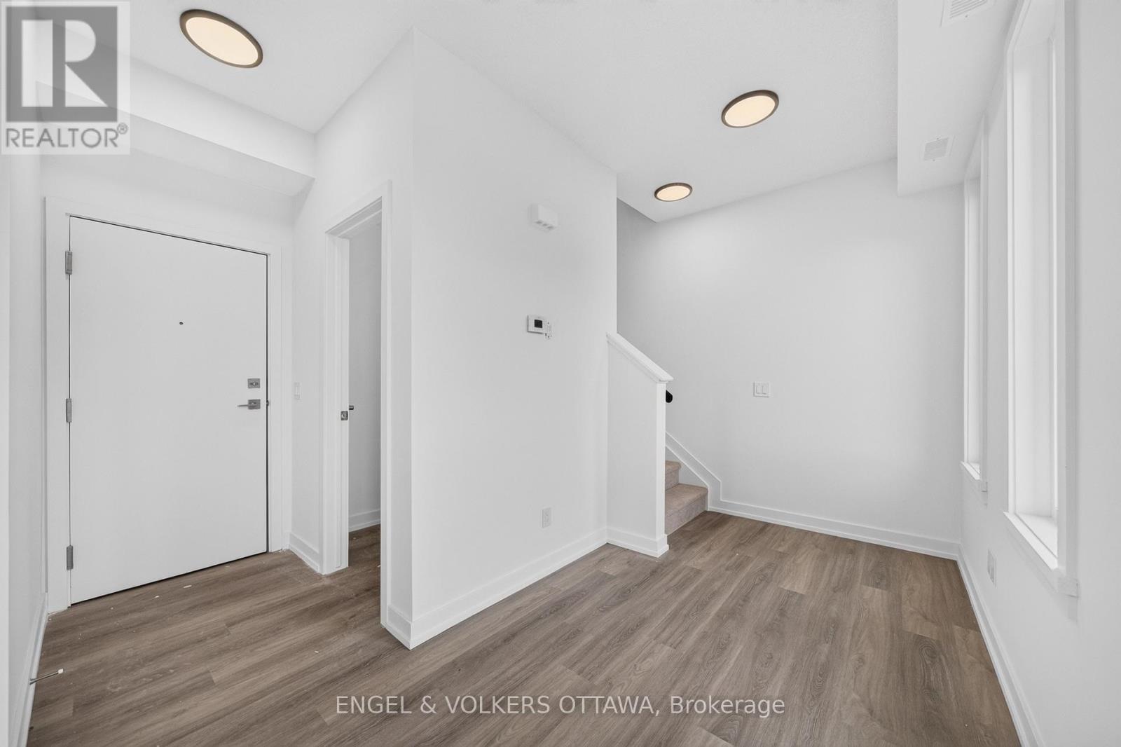 227 Stardust Private, Ottawa, Ontario  K1T 3W6 - Photo 18 - X13716638