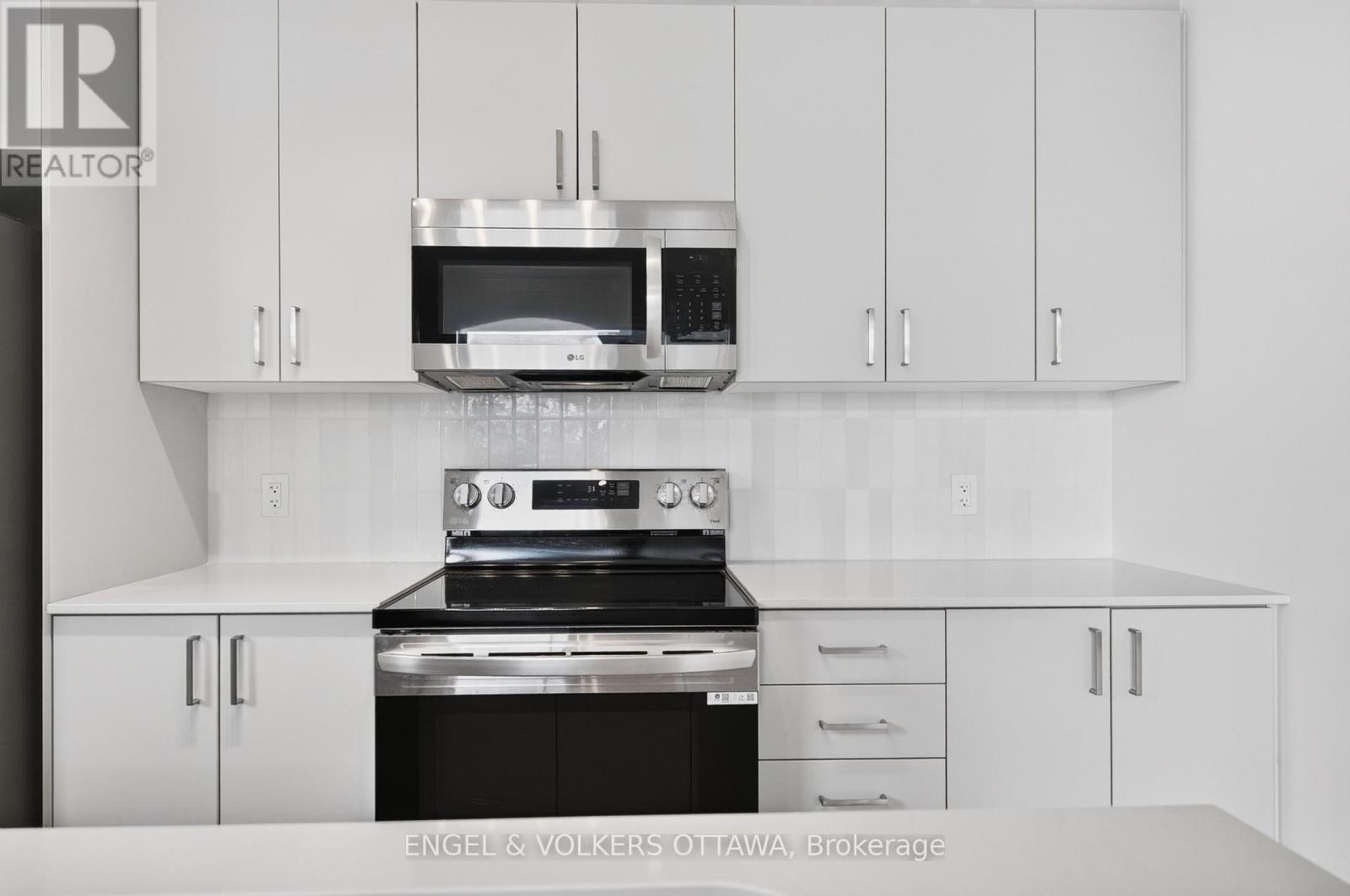 225 Stardust Private, Ottawa, Ontario  K1T 3W6 - Photo 13 - X13716670