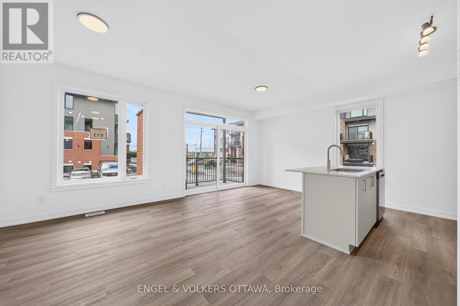 225 Stardust Private, Ottawa, Ontario  K1T 3W6 - Photo 15 - X13716670